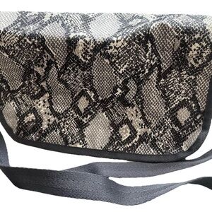 LeSPORTSAC Crossbody Bag - Gray Snakeskin Print Design w/Khaki Interior 12”